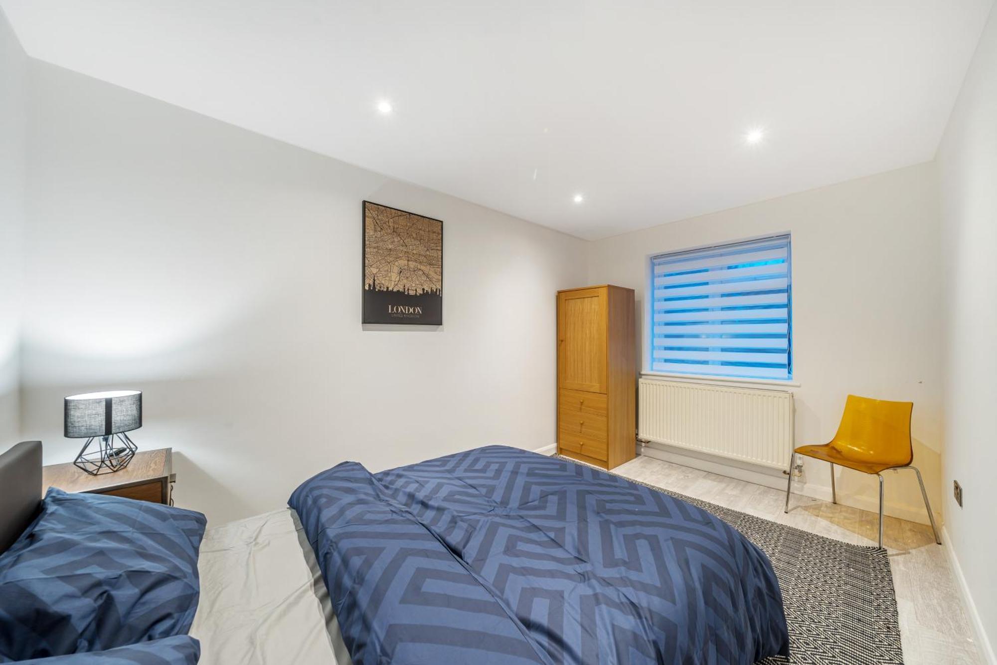 Two Bed Home In The Heart Of Egham Buitenkant foto